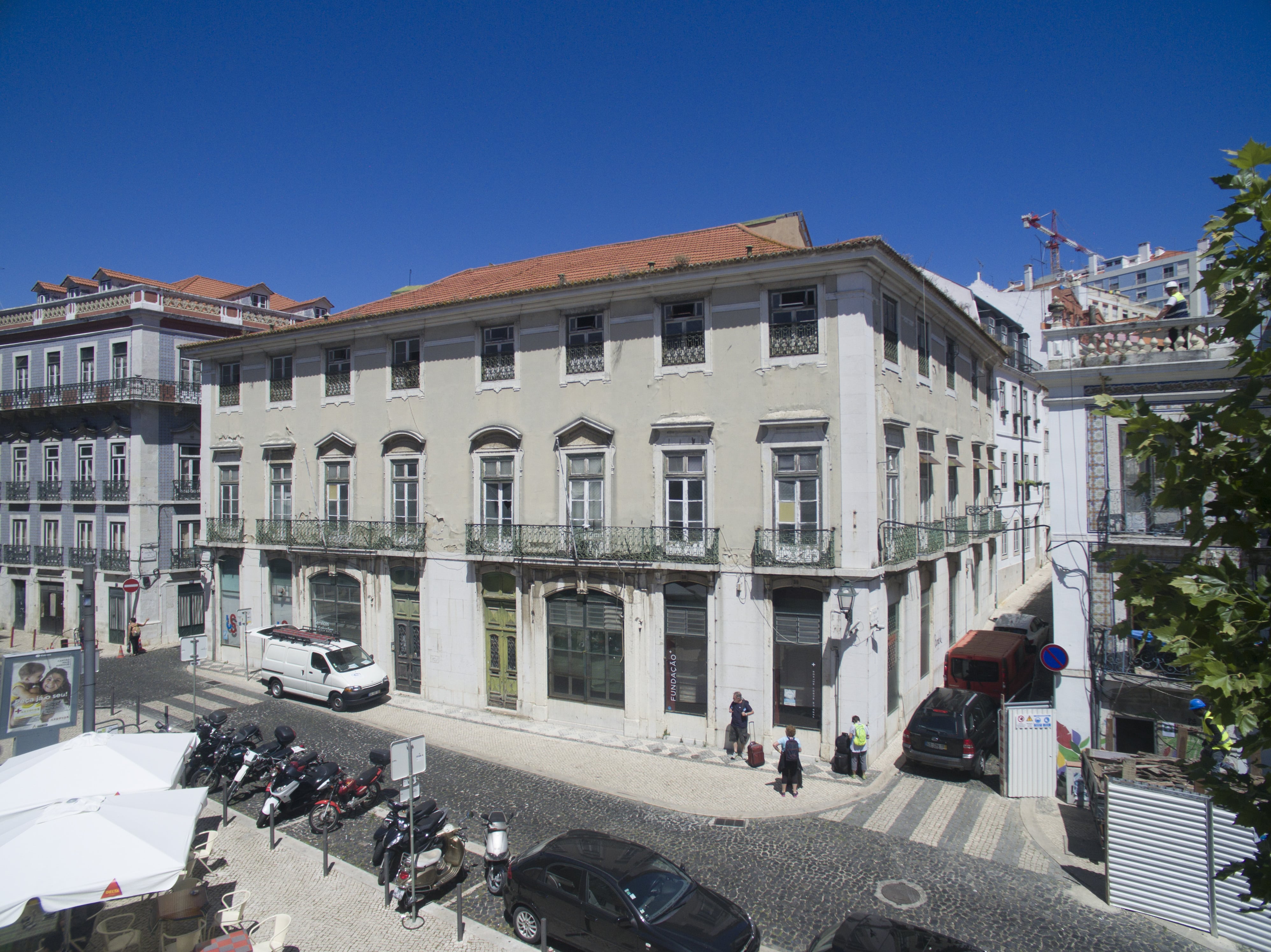 //www.vpva.pt/wp-content/uploads/2018/02/vpva.pt-3d-render-archviz-architecture-project-Largo-do-Intendente-portugal-fotografia-actual-1.jpg